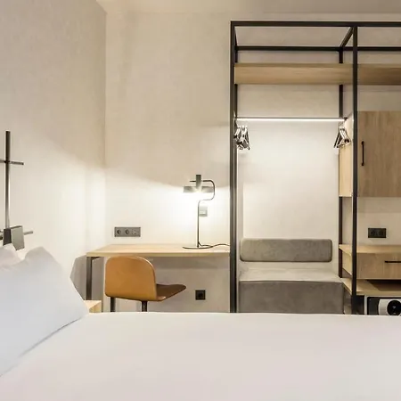 Hotel Ilunion San Mamés 4*