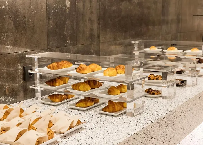 Hotel Ilunion San Mames 4*