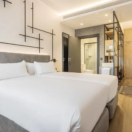 Hotel Ilunion San Mames 4*