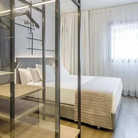 Hotel Ilunion San Mames 4*